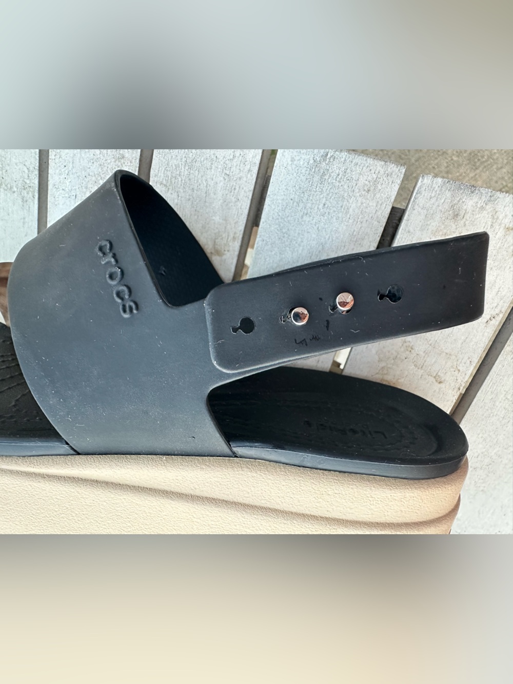 CROCS Women's Brooklyn Low Wedge Sandals - Picture 10 of 10